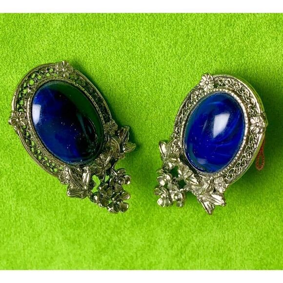 Vintage Blue Cabochon Statement earrings, in Silver, Unmarked - Picture 1 of 2